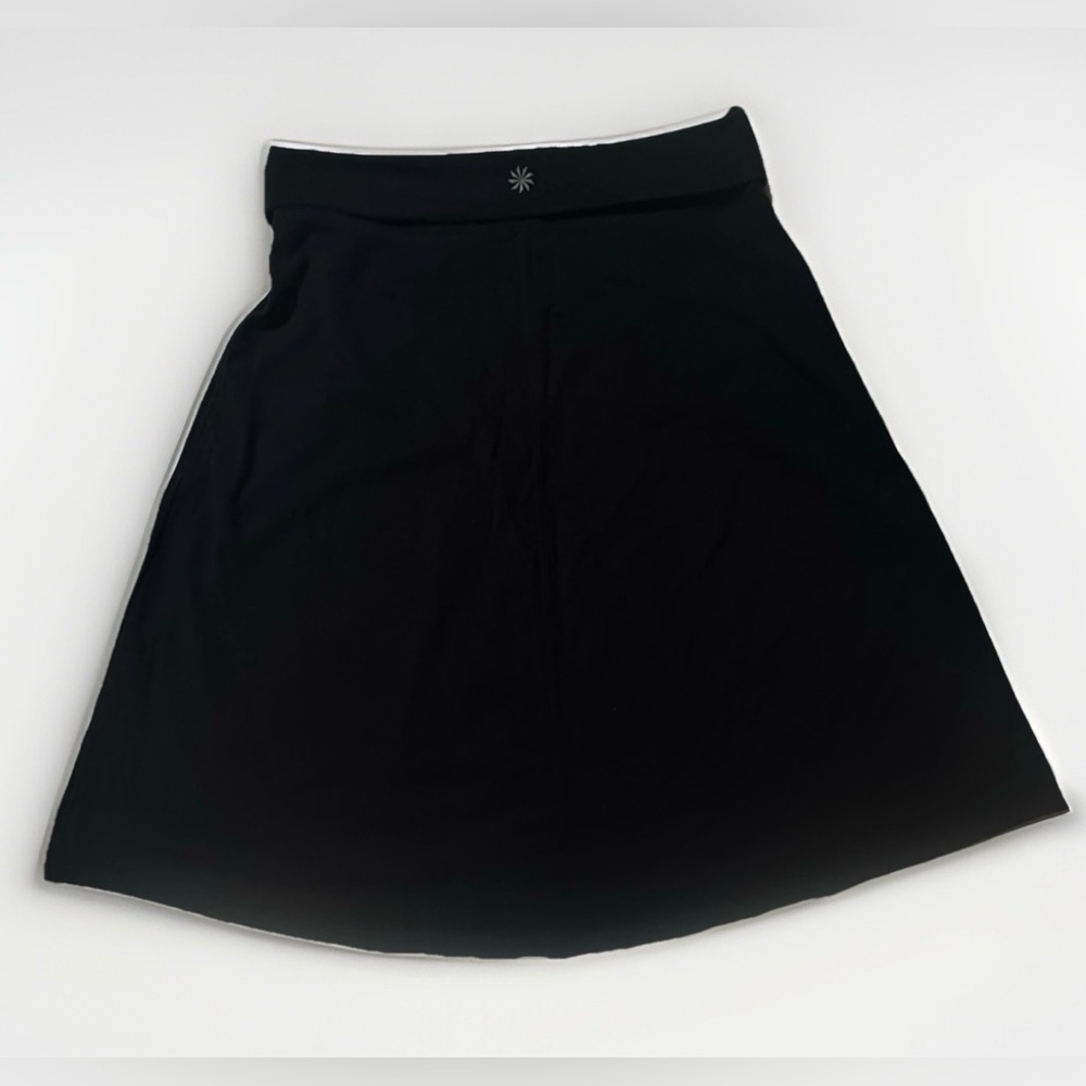 Athleta Classic black foldover logo skirt women’s size small comfort stretch